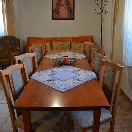 Jozefina - View